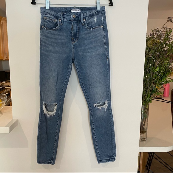 Good American Denim - Good American Distressed Good Legs Crop Jeans